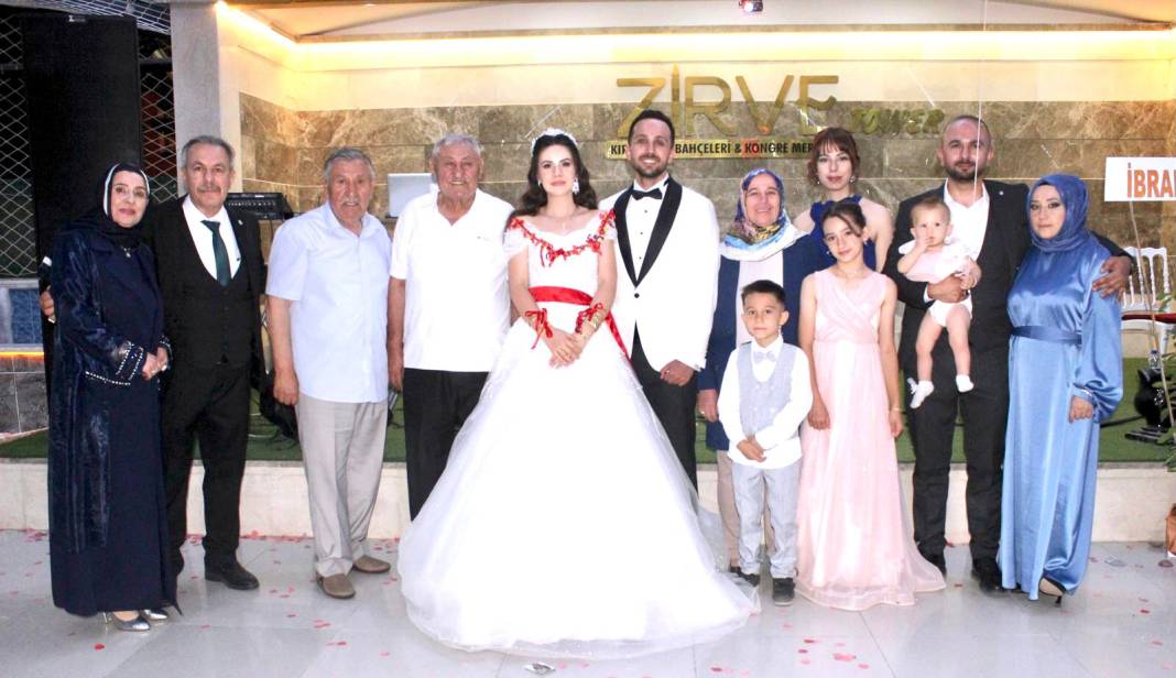 Emine ile Mehmet evlendi 1